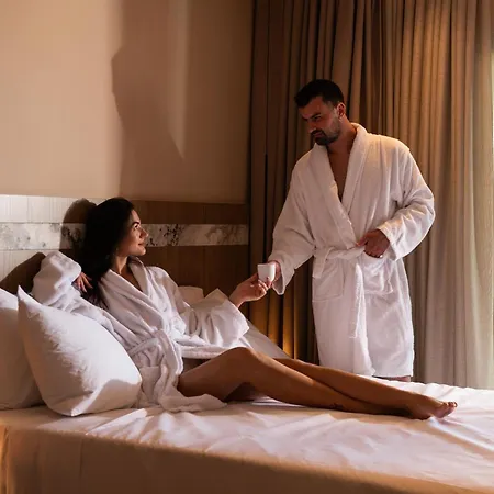 Lägenhetshotell Cosmeen Lifestyle Boutique 4*