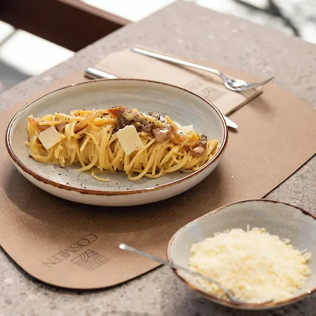 Cosmeen Lifestyle Boutique