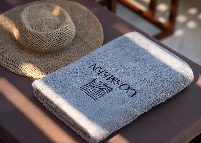 Cosmeen Lifestyle Boutique הרסוניסוס