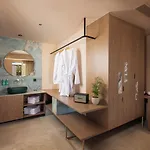 Cosmeen Lifestyle Boutique 4*
