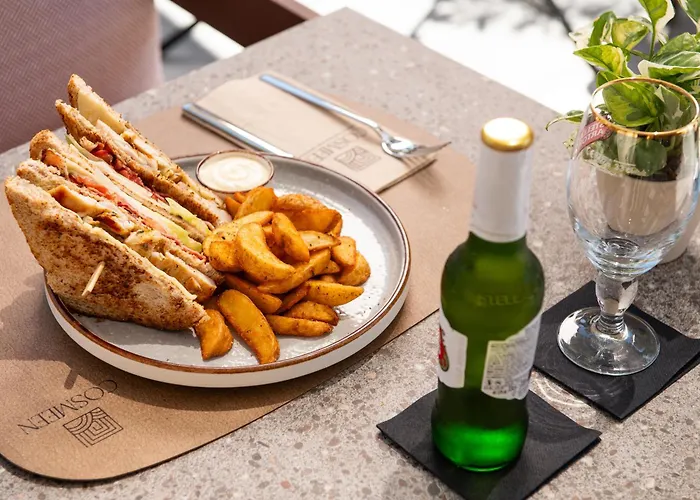 Апарт-отель Cosmeen Lifestyle Boutique